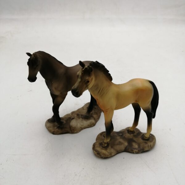 مجسم حصان بورسلان ترميز 2505/4 ×2 حبة