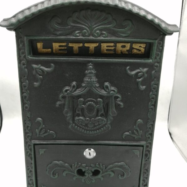 صندوق بريد انتيكة حديد ترميز 2495/3